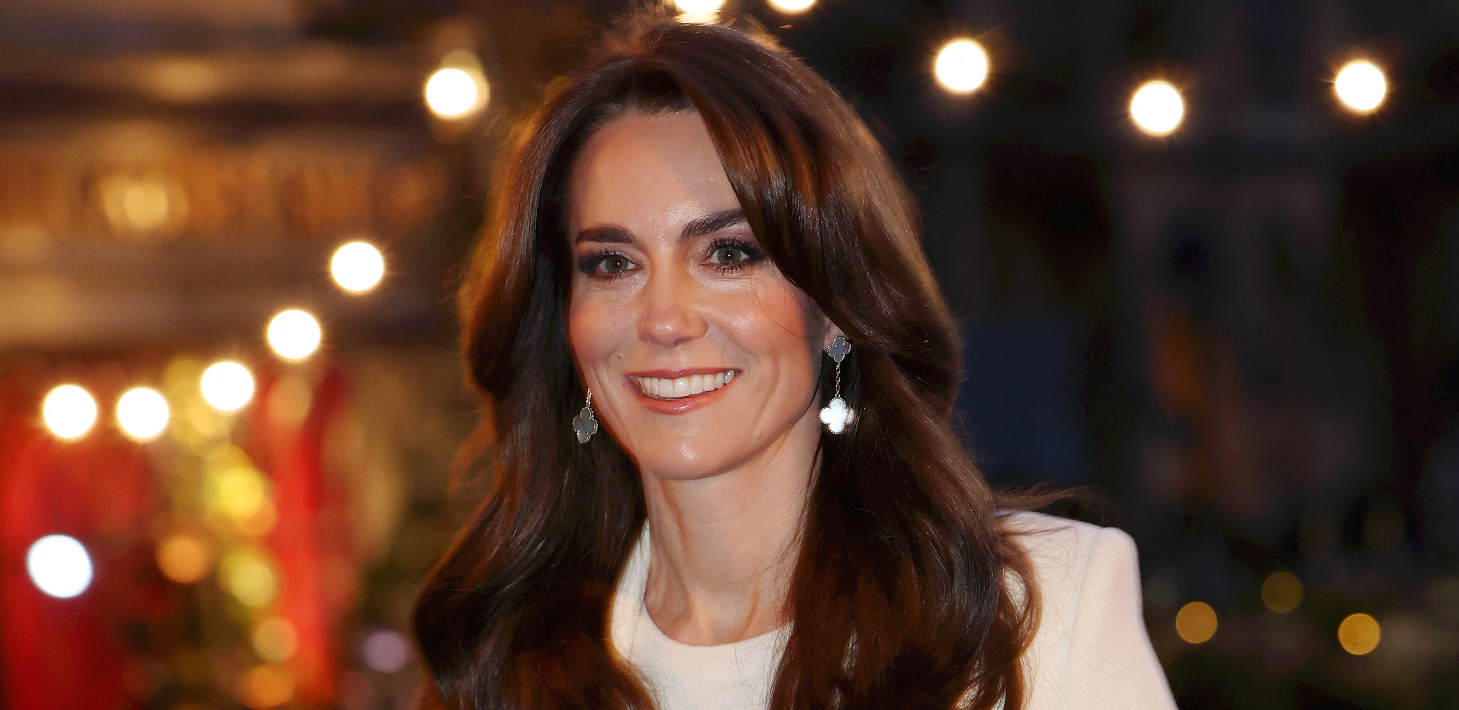 PRVA ZVANIČNA FOTOGRAFIJA KEJT MIDLTON Evo kako prineza od Velsa izgleda posle operacije, jedan detalj je ključan!