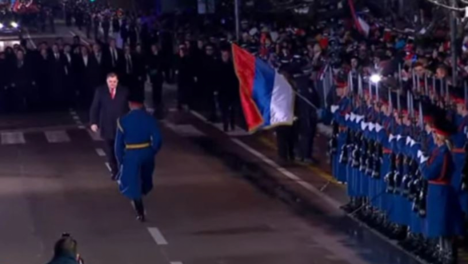 AMERIČKI BOMBARDERI UZALUD PARALI NEBO! Nizom manifestacija obeležen Dan RS, rukovodstvo i narod svesni da je ova godina ključna za opstanak
