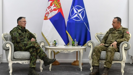 MOJSILOVIĆ RAZGOVARAO SA ULUTAŠOM Kfor jedina legitimna vojna formacija na KiM