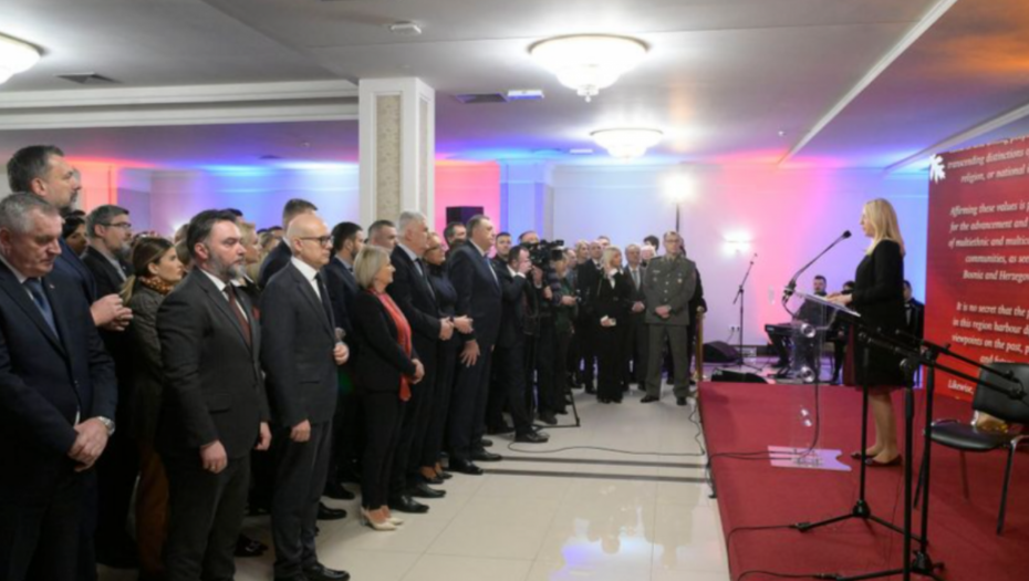 Vučević na tradicionalnom božićnom prijemu u Istočnom Sarajevu (FOTO)