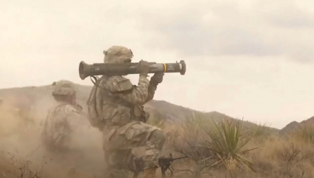 ŠTA ĆE TO KUPITI PRIŠTINA? Džavelin tenkove pogađa odozgo, masovno ga koriste Ukrajinci protiv Rusa