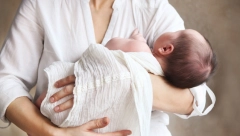 SVAKA BEBA ĆE DOBITI PO 30.000 I 40.000 DINARA Odluka važi od 1. marta