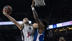 VIRTUS U KRIZI Efes zgazio klub iz Bolonje i uhvatio poslednji voz za plej-of