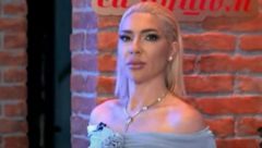 ISPLIVAO TAJNI SNIMAK JOVANE JEREMIĆ Otkriveno šta voditeljka radi kada se ugase kamere, ovo niko nije očekivao