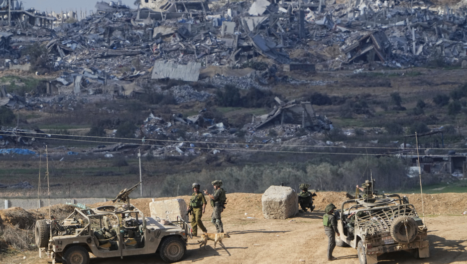 LOKALNI MEDIJI BRUJE: Novi vazdušni udari SAD i Velike Britanije! IDF "Napredujemo, ubijeni brojni operativci"