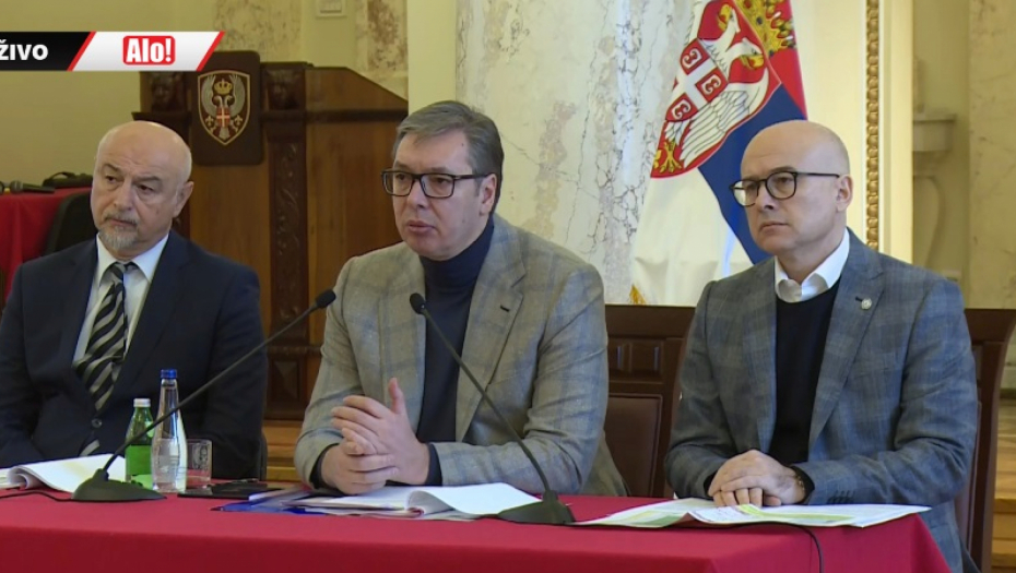 VUČIĆ NAJAVIO VAŽNE PROMENE U VOJSCI: 186 miliona potrošićemo na kupovinu oružja i oruđa iz domaće proizvodnje