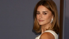 NIKAD LEPŠE NIJE IZGLEDALA Nova frizura Penelope Kruz briše godine sa lica, a haljina je pun pogodak