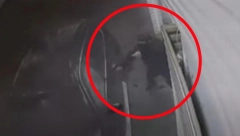 ŠOK JEZIVI SNIMAK SAČEKUŠE U ATINI Plaćeni ubica ispalio 97 hitaca na vlasnika pumpe! Ispraznio je dva okvira puške, a onda...