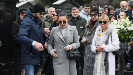 RAŽNATOVIĆI OVO NOSE SVAKE GODINE NA ARKANOV POMEN Veljko brine o svemu, poštuju se svi običaji!