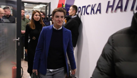 NAPREDNJACI ŽESTOKO ODBRUSILI ĐILASU: Zna da svi kad njega pogledaju vide lopova, on misli tako je i sa ostalim ljudima