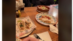 UGOSTITELJI NAS "DERU" SA CENAMA U BEOGRADU Proslave koštaju kao vikendice, a za ovo traže bogatstvo