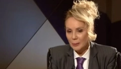 LEPA BRENA DOŽIVELA VELIKU NEPRIJATNOST ZBOG FANA Zaustavila nastup, pa mu se obratila pred svima, ovaj gest ju je razbesneo