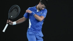 NOVAK ĐOKOVIĆ DOBIJA BITKE, ALI GUBI LI RAT?