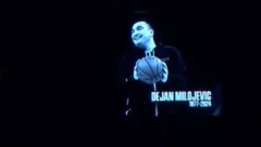 SVAKA NBA UTAKMICA JE POČELA ISTO Crna Dekijeva slika, suze i ogromno poštovanje (VIDEO)