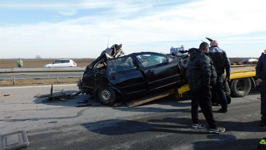 STRAŠNA TRAGEDIJA KOD INĐIJE, DVOJE MRTVIH Vlasnik kafića u Ulcinju stradao sa suvozačem