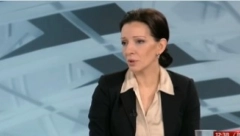 MARINIKA SE OPET UVALILA U SOPSTVENI MULJ! "Da postoji Oskar za glupost..." Htela da napadne Vučića pa se sramno olupala
