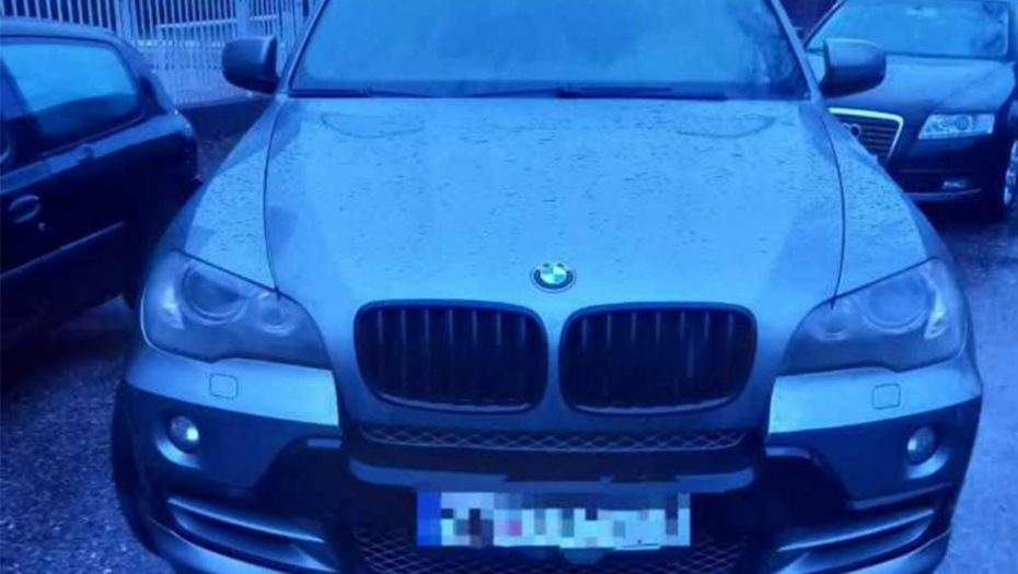 VIŠESTRUKOM PRESTUPNIKU ODUZELI SKUPOCENI BMW: Ranije ostao bez dva auta