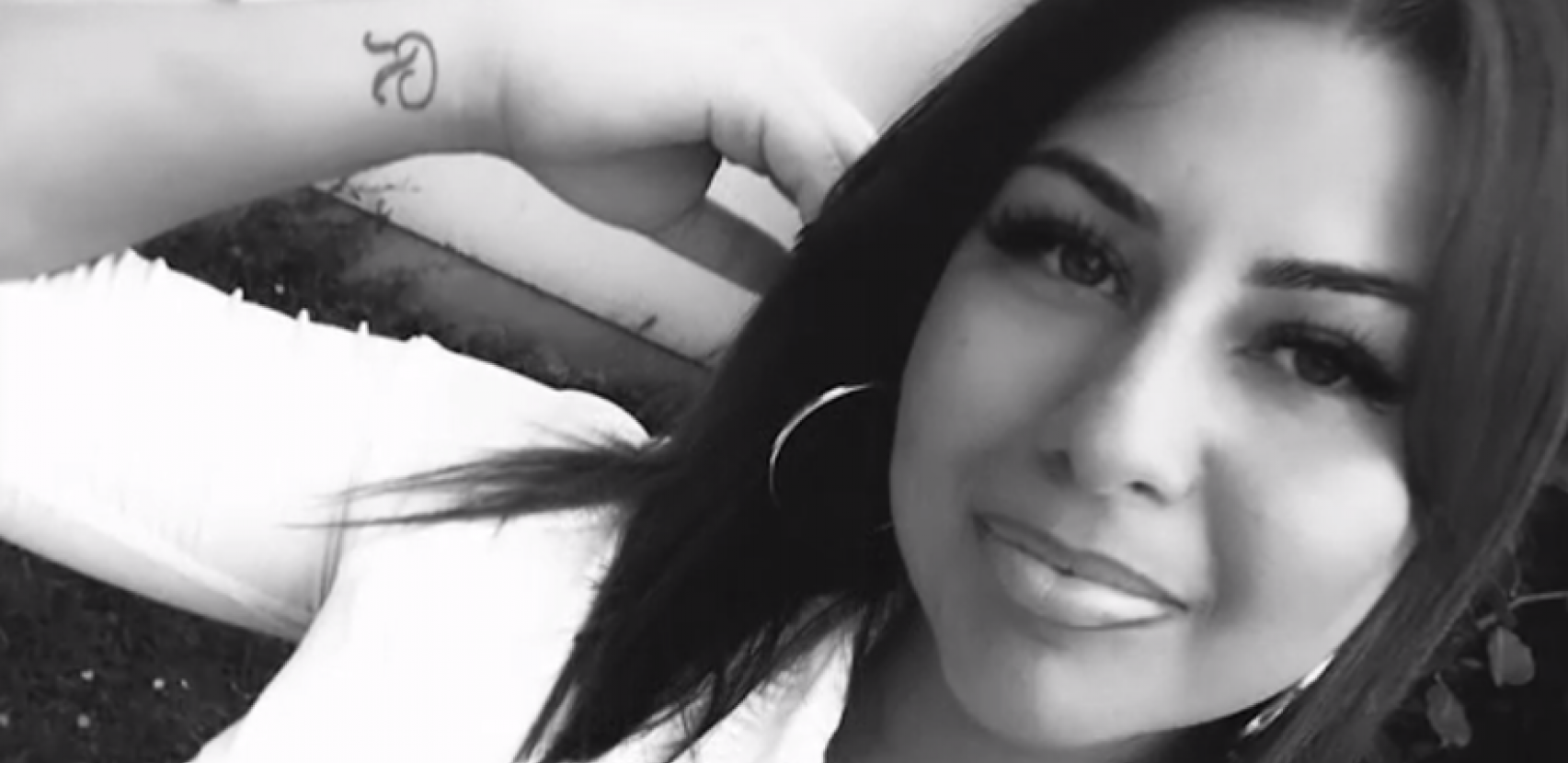 JEDVA SMO JE PREPOZNALI Majka pevačice nastradale u Dubaiju ne izlazi iz kuće, više ne liči na sebe, bratu je najteže