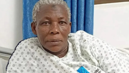 RODILA BLIZANCE U 70. GODINI! Kad vidite šta je ponosni muž uradio, krenuće vam suze na oči