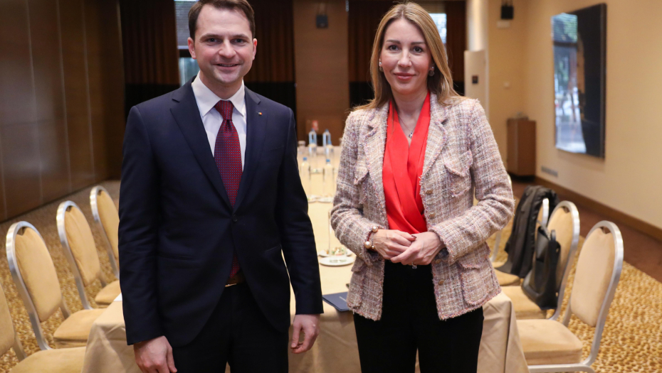 IZGRADNJA ĐERDAPA 3 POTREBNIJA NEGO IKADA: Đedović Handanović i Burduž o energetskoj saradnji Srbije i Rumunije (FOTO)