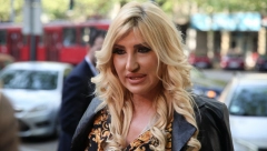 POPIJEM SVETU VODICU KAD SE LOŠE OSEĆAM Naša pevačica iznenadila izjavom, nakon bolnog gubitka sve se preokrenulo