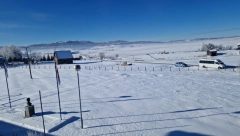 ĐACI STIGLI U ŠKOLU I NA -27 Muzefer otrkiva kako se živi na najledenijem mestu u Srbiji (FOTO)