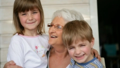 SIN MI JE ZABRANIO DA VIĐAM UNUKU Svi kažu da sam ja kriva za to, a ja ne razumem gde sam pogrešila