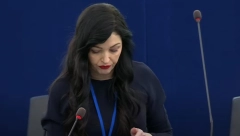 "LJUDSKA PRAVA SU UMRLA I SAHRANJENA NA KIM" Oštra poruka Dunje Simonović Bratić u Savetu Evrope