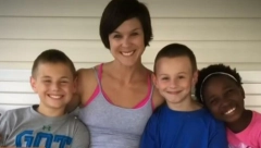 USVOJILI DEVOJČICU IZ UGANDE MISLEĆI DA JE ZLOSTAVLJANA Kad je naučila naš jezik, saznali su njenu PRIČU i odmah je vratili (VIDEO)