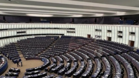ŠTA JE SA DEMOKRATIJOM ZA SRBE NA KIM? Dok Kurti teroriše Srbe opozicija sa Violom udara na našu državu