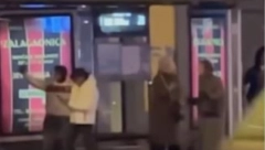 NESVAKIDAŠNJA ŽURKA U NOVOM SADU, BAKE IZDOMINIRALE Gradom se orila ova numera (VIDEO)