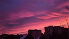 BEOGRAĐANI ZASULI INSTAGRAM SLIKAMA NEBA NAD GRADOM: Zašto je jutros bilo vatreno nebo nad Beogradom (FOTO)