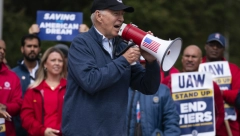 "SADA JE SVE NA KOCKI" Bajden se oglasio o munjevitoj pobedi Trampa: Sve je jasno