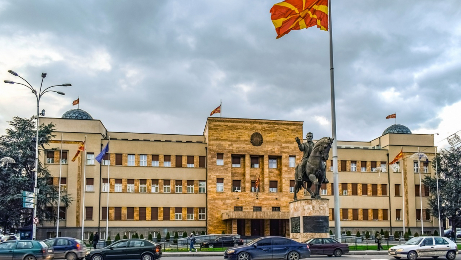 DRAMA IZNAD SKOPLJA Pokrenuta velika istraga, avioni su išli jedan ka drugom