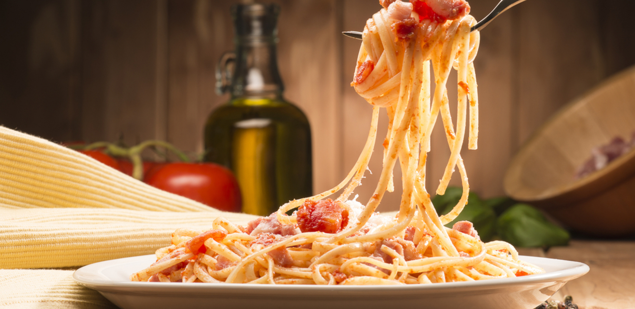 TESTENINA VAM SE UVEK SLEPI ILI RASKUVA? Primenite trikove kuvara i biće savršena, kao iz italijanskog restorana
