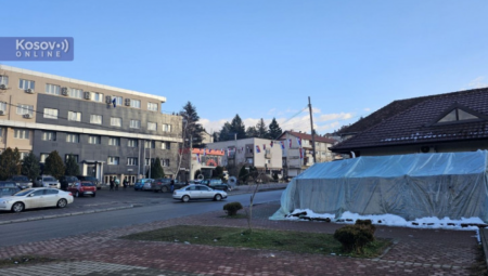KURTIJEVO IŽIVLJAVANJE NE PRESTAJE Tzv. kosovska policija naredila Srbima: Ako ne uklonite šatore do 15 sati, mi ćemo!