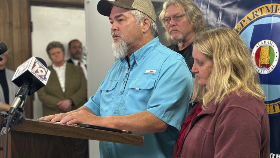 "SVE VREME SE TRESAO" Sveštenik plakao posle izvršenja smrtne kazne, do detalja opisao horor nove metode: Oslobodili smo veliko zlo