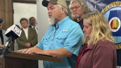 "SVE VREME SE TRESAO" Sveštenik plakao posle izvršenja smrtne kazne, do detalja opisao horor nove metode: Oslobodili smo veliko zlo