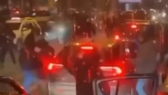 ŽESTOKA TUČA NA NOVOM BEOGRADU Huligani naoružani motkama napali navijače (VIDEO)