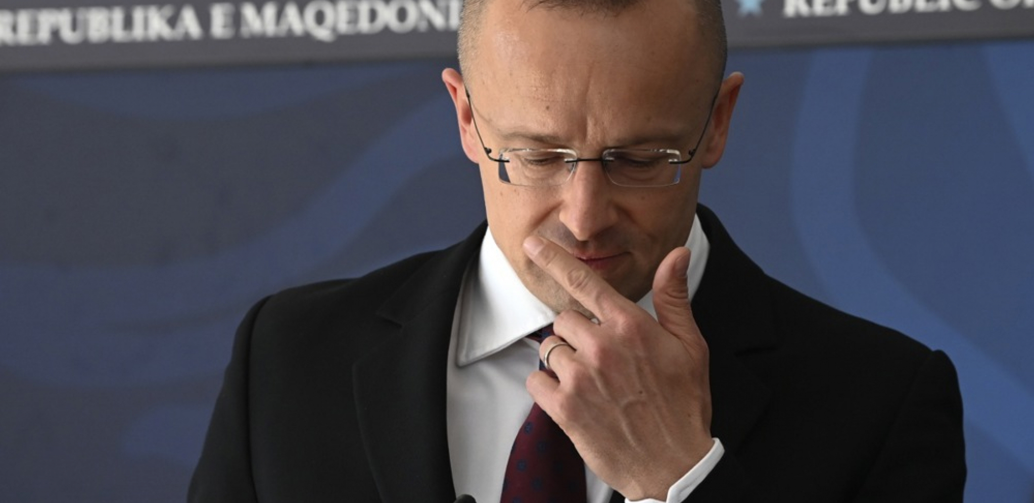 "PROTIV TRAMPA KORISTE ZAKON, PROTIV FICA SILU, A PROTIV NAS POLITIKU" Sijarto: Sprečiti nas neće - imam PORUKU za njih