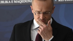 "PROTIV TRAMPA KORISTE ZAKON, PROTIV FICA SILU, A PROTIV NAS POLITIKU" Sijarto: Sprečiti nas neće - imam PORUKU za njih