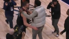 OVO JE SVE ZANIMALO Dugo su stajali zagrljeni: Jokić otkrio o čemu je razgovarao sa Embidom