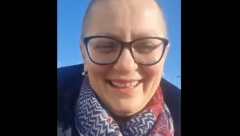 ANICU SU KOLEGE TUŽILE DOK SE LEČILA OD RAKA Vratila se bez kose, pa su je obasuli JEZIVIM uvredama