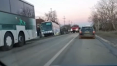 AUTOBUS UDARIO PEŠAKA Muškarac sa teškim povredama transportovan u bolnicu na reanimaciju