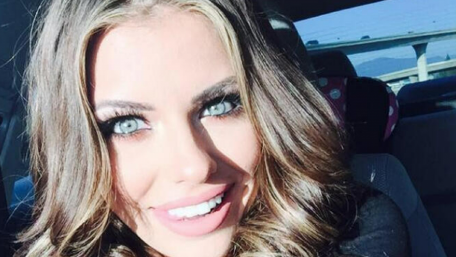 UMALO DA UMRE NA SNIMANJU Andrijana je srpskog porekla, snima filmove za odrasle i ima bizarne fetiše (FOTO)