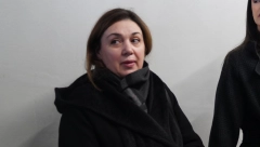 MAJKA DEČAKA UBICE PRVI PUT U JAVNOSTI OD MASAKRA U RIBNIKARU Danas suđenje, ovo se roditeljima stavlja na teret