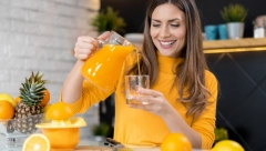 MOŽE IZAZVATI TEGOBE Pomorandžu ne treba jesti posle obroka, a posebno škodi ovoj grupi ljudi