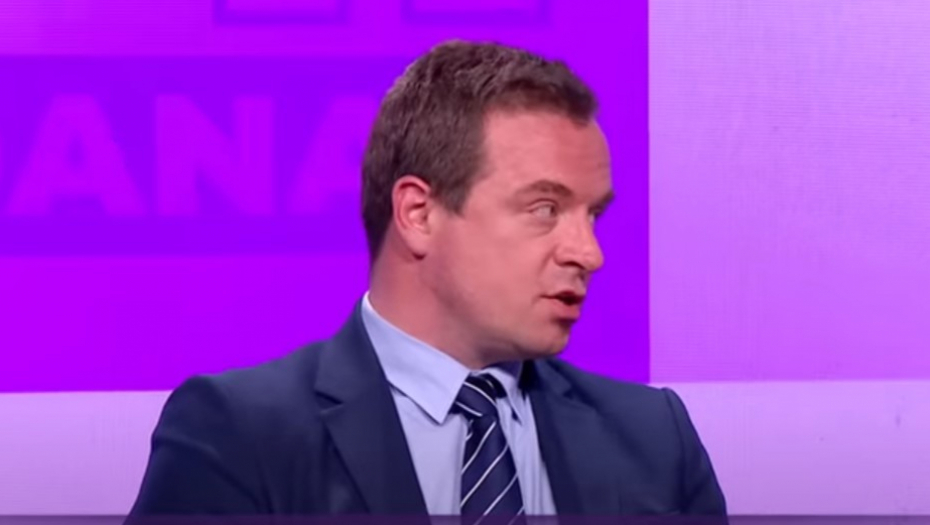 PRIŠTINSKI MEDIJI SLAVE ĐILASOVOG IDEOLOGA KOJI PORUČUJE: Kurti je lider koji nam je potreban, Vučić hoće tesne veze sa Rusijom!