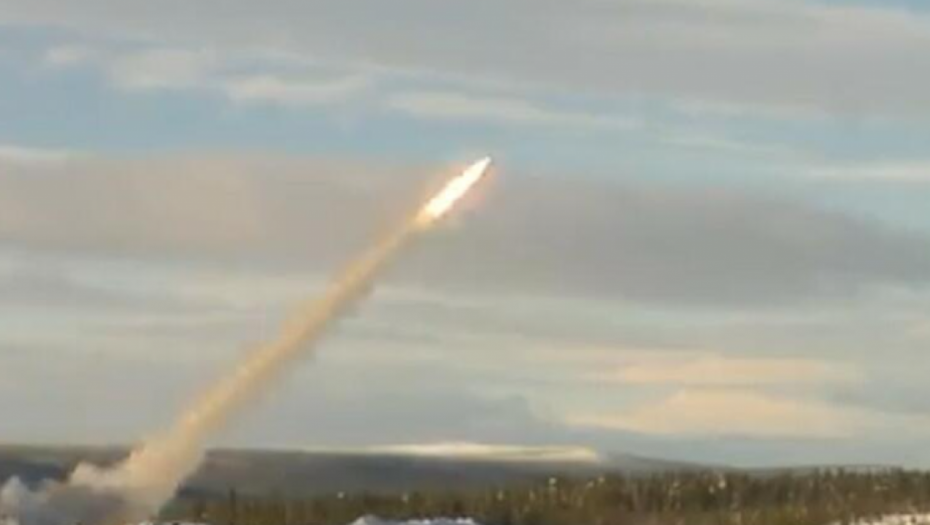 "OBEZBEDIĆEMO IM BOMBU MALOG PREČNIKA..." Pentagon najavio veliko naoružanje Ukrajine, na front stižu nove rakete