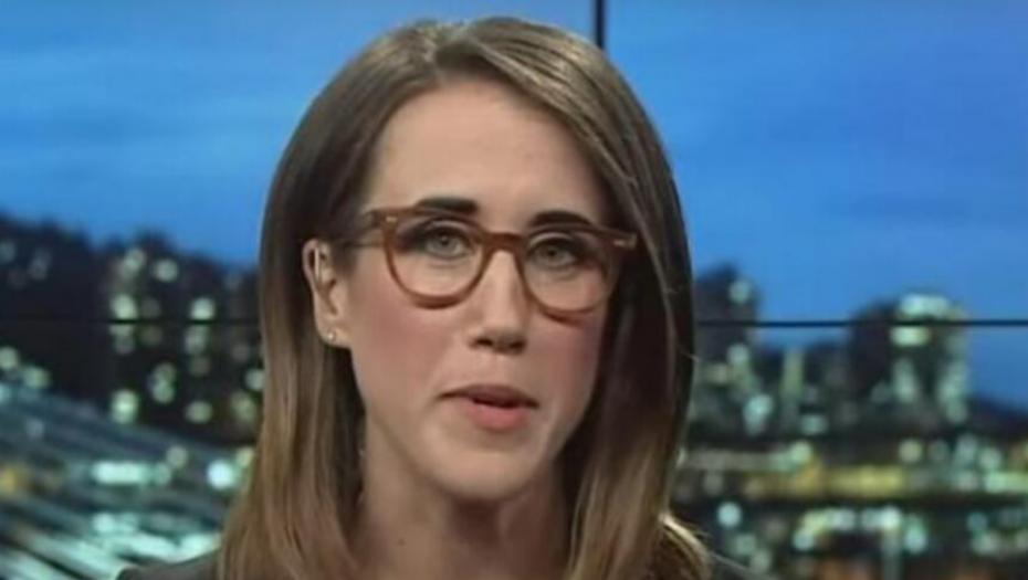 POGLEDAJ NA ŠTA LIČIŠ, TI SI JEDNA OBIČNA... Muškarac se uključio u program uživo i žestoko izvređao čuvenu voditeljku (VIDEO)